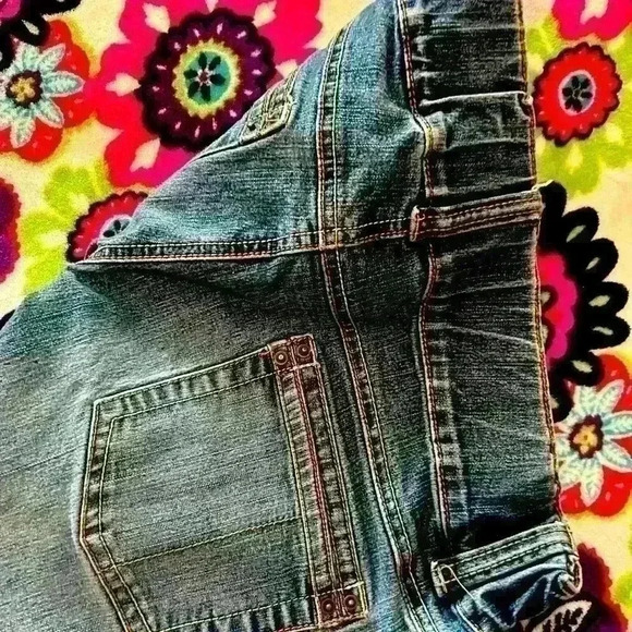 Thyme  Maternity capris - Picture 4 of 4